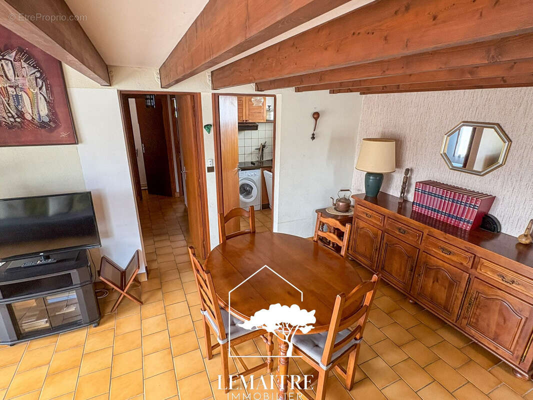 Appartement à LES MATHES