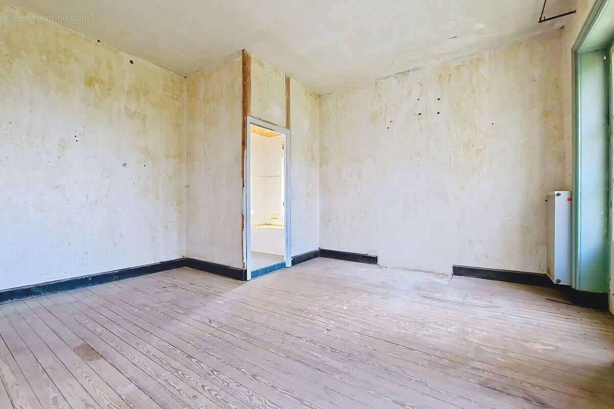 Maison à LE BOIS-D&#039;OINGT