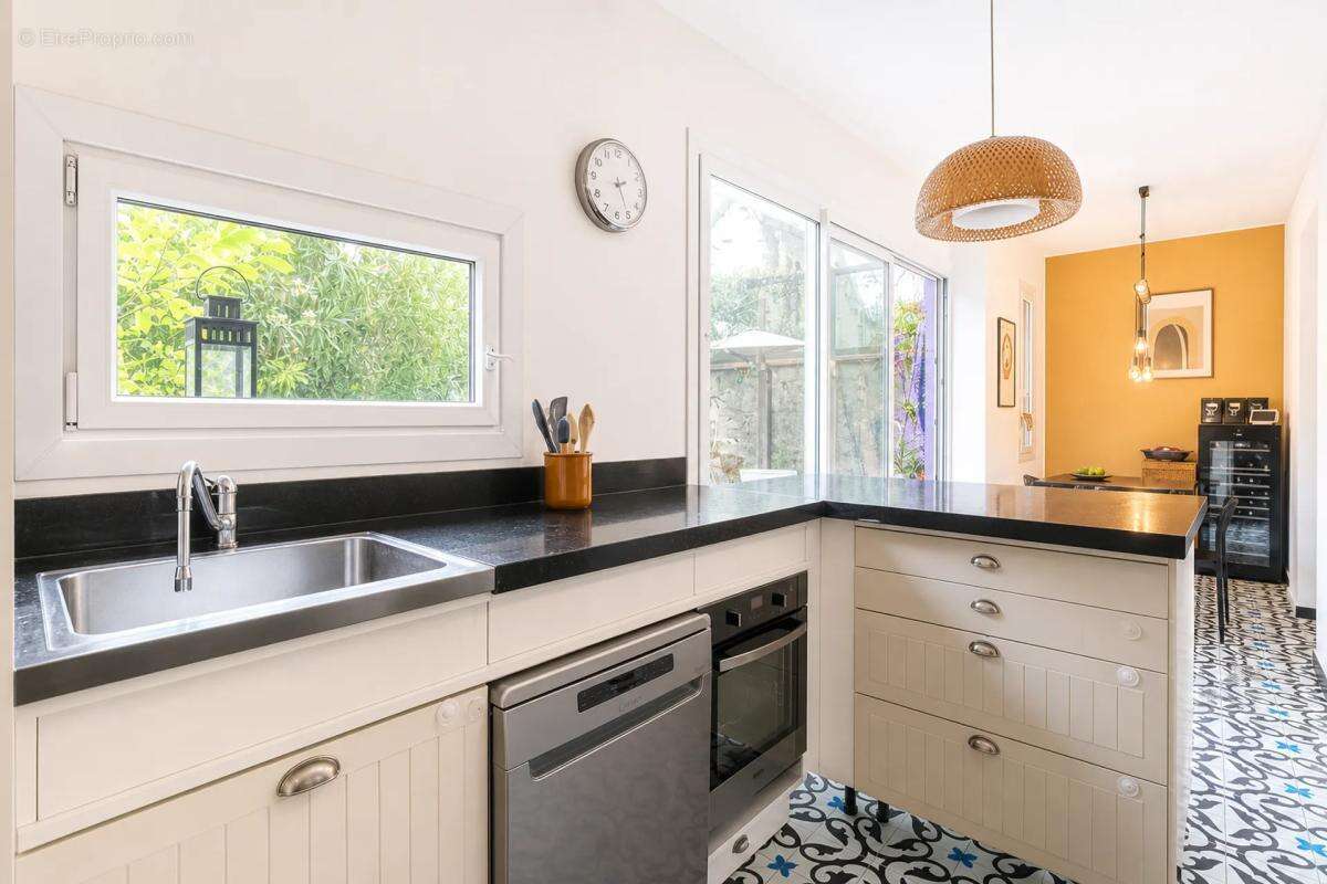Appartement de 4 pièces de 123 m² à Bordeaux - photo 4