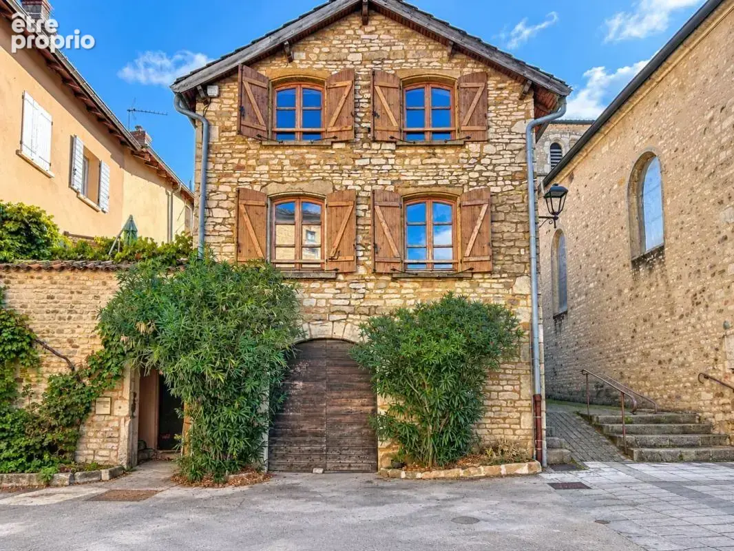 Exclusivite- pommiers-maison centre village - photo 1