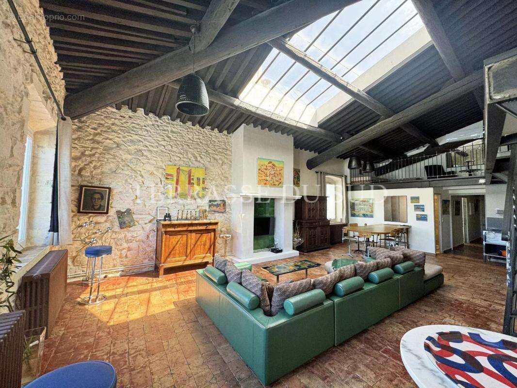 Appartement à MARSEILLE-7E