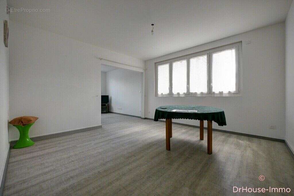 Appartement 4 pièces 78 m² à vendre à Troyes (10000) - photo 10