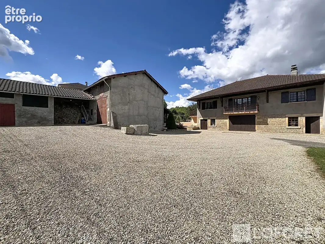 Maison de caractère avec dépendance et fort potentiel -four (38080) - photo 13