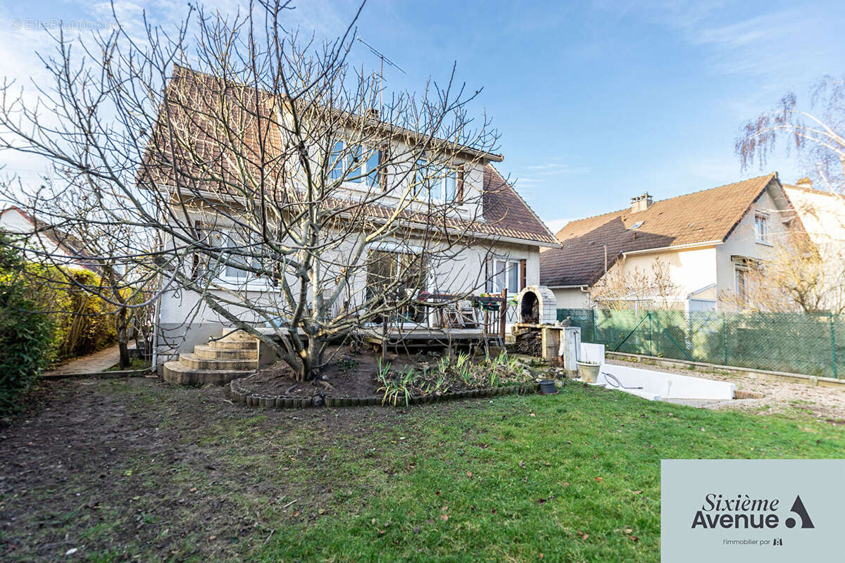 Maison à CHILLY-MAZARIN