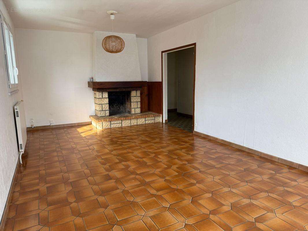 Maison à SAINT-DENIS-EN-VAL