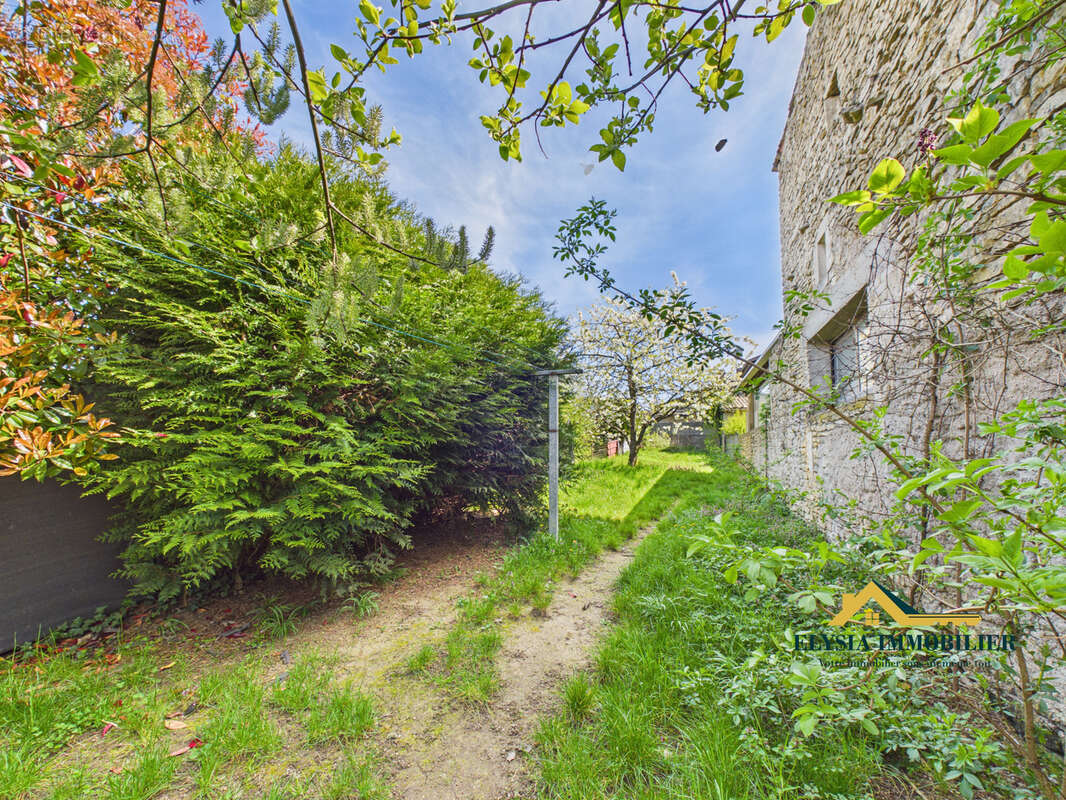 Maison à COLOMBEY-LES-BELLES