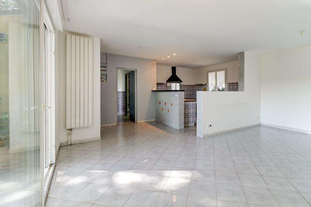Maison à SAINT-MARCEL-D'ARDECHE