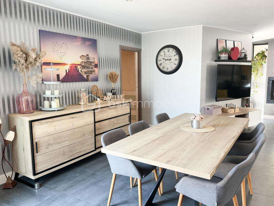 Maison de plain-pied 4 chambres 130m2 + véranda de 45m2 - photo 7