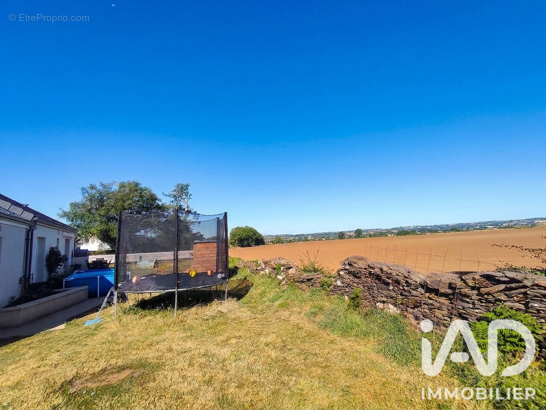 Maison 83 m² à Sainte-Juliette-Sur-Viaur  - photo 1