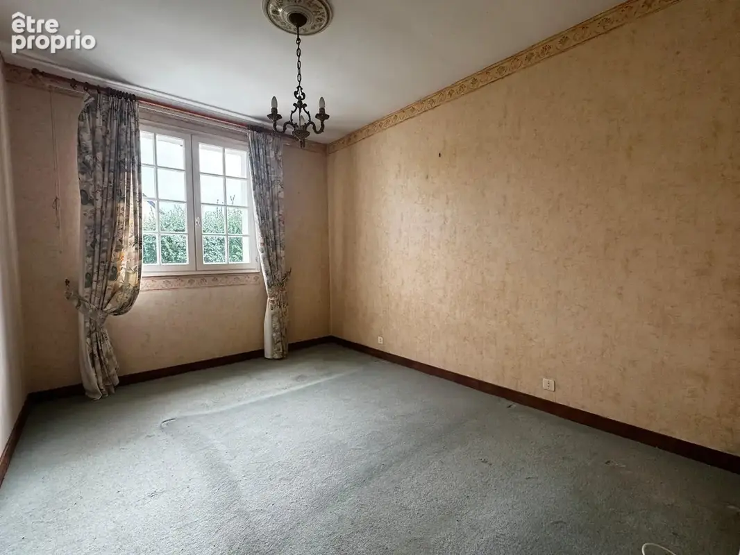 Maison de plain-pied au ROUILLEN - photo 6