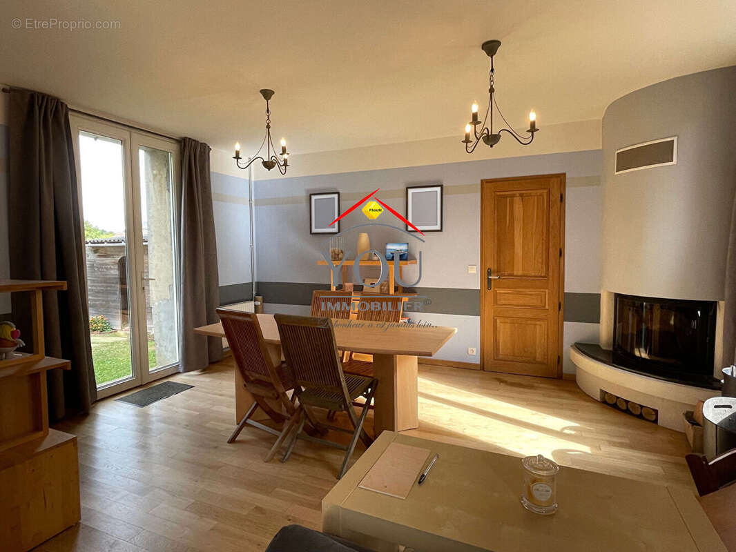 Maison à SAINTE-GENEVIEVE