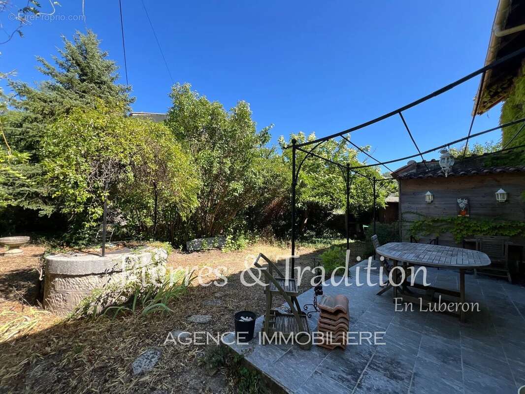 Céreste, Maison individuelle avec charme et son jardin proche village et commerces - photo 6
