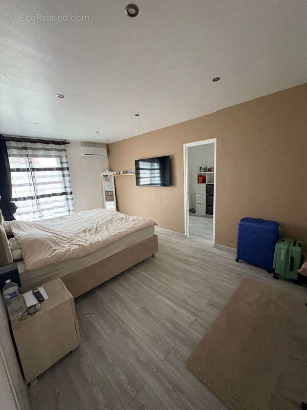 Maison à AULNAY-SOUS-BOIS