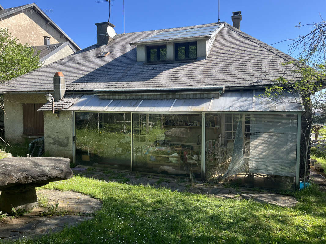 Maison à MAURIAC