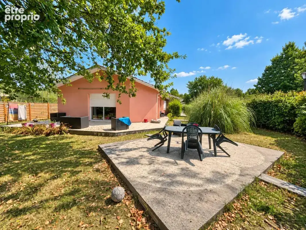 CARCANS BOURG - Maison familiale 3 chambres/1 bureau + T2 - photo 13