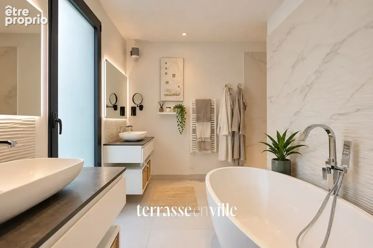 La Ciotat   Quartier résidentiel - Villa d’architecte de 200 m2   Piscine - 1 458 000€ - photo 13