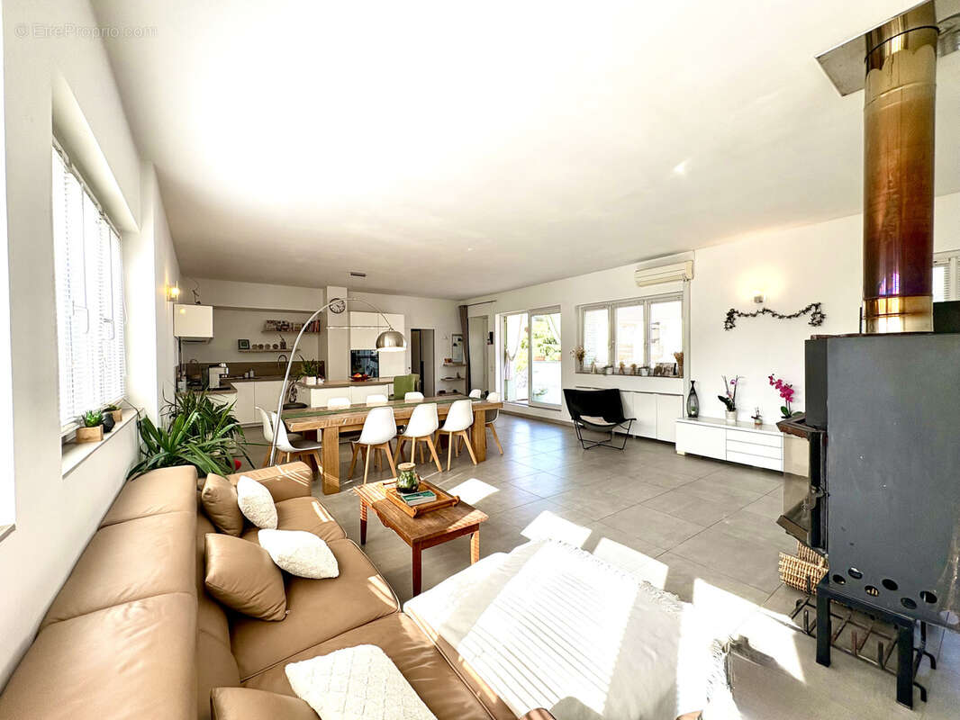 Appartement à LEVENS