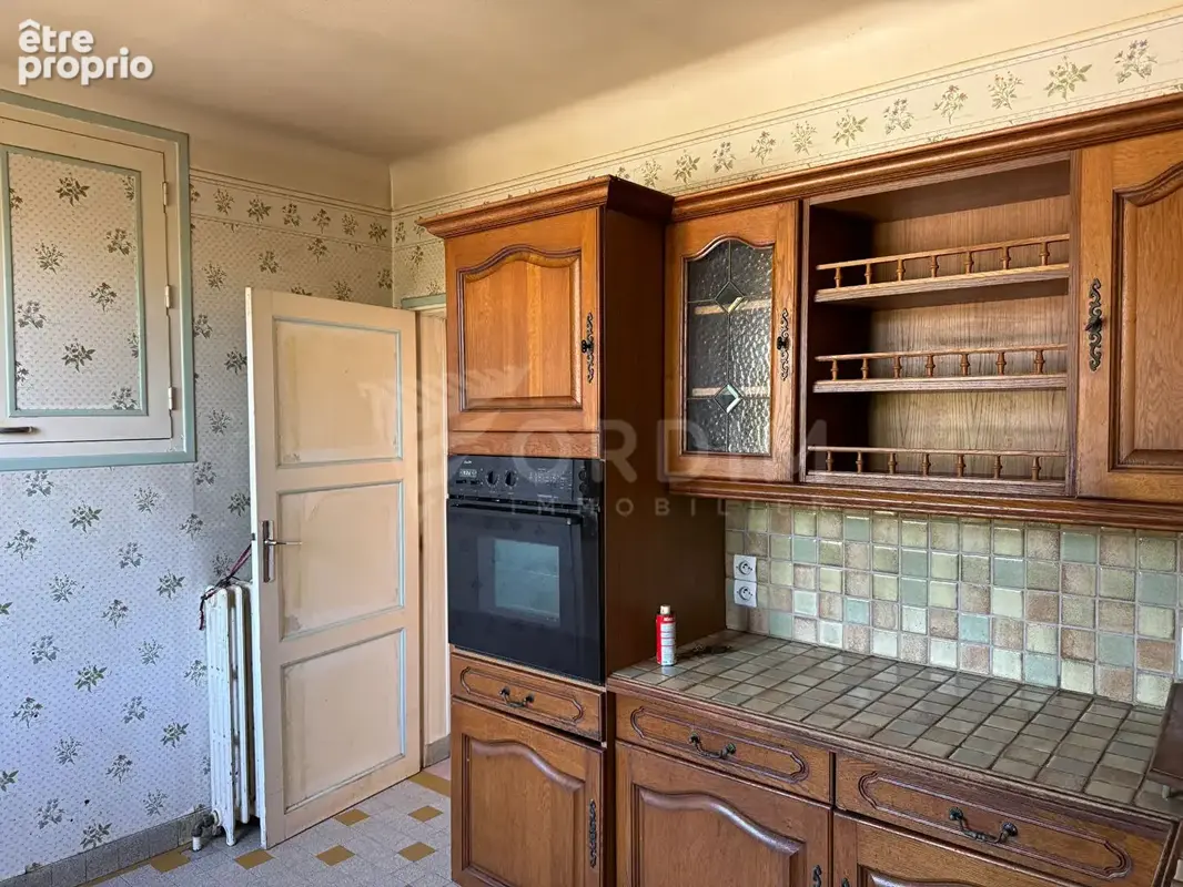 PROCHE COEUR DE VILLE, pavillon deux chambres sur son terrain de 884 m². - photo 14