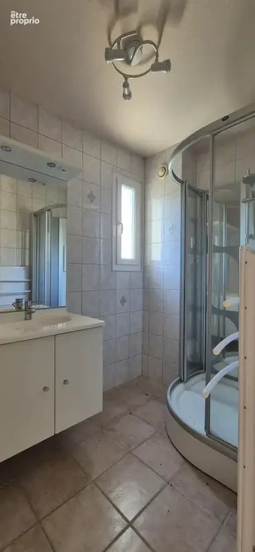 Grand appartement T5 lumineux de 90 m2 avec balcon, garage et cave - Résidence calme au bord de la Dorne - photo 10