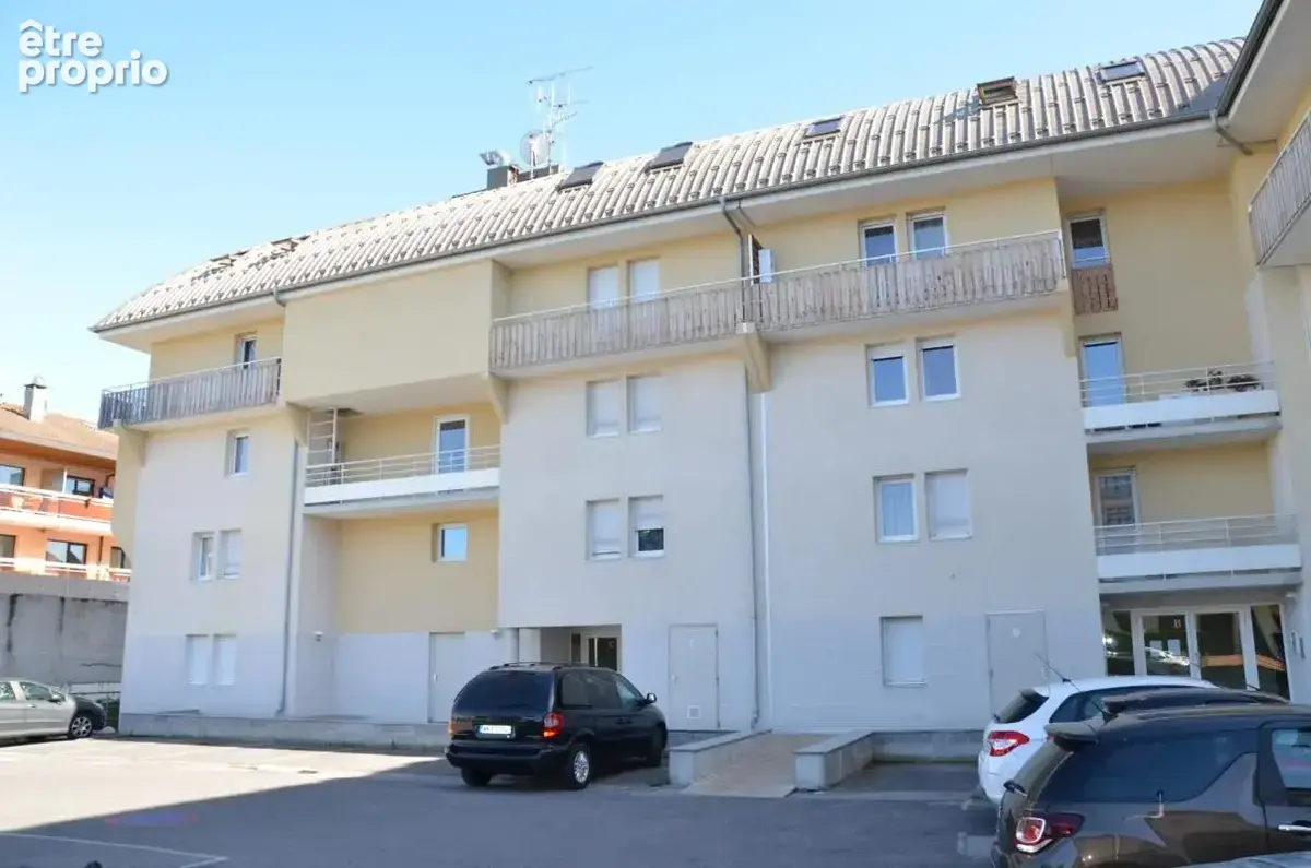 T1 bis en rez-de-jardin à thonon-les-bains - photo 6