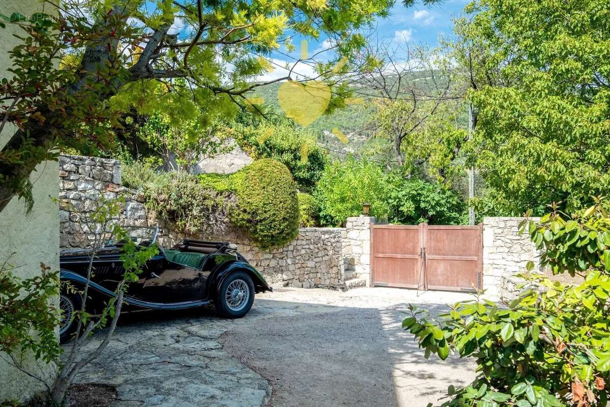 BARGEMON : Très jolie villa avec vue panoramique - photo 59