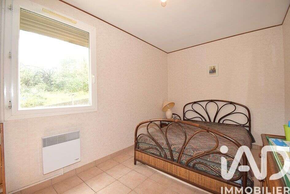 Maison 76 m² à Premian  - photo 8