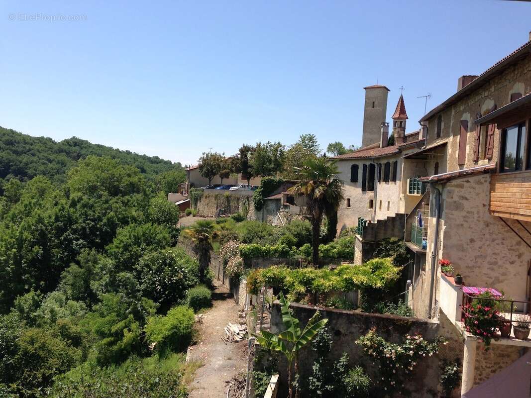 Viewrightfrombalcony - Maison à BIRAN
