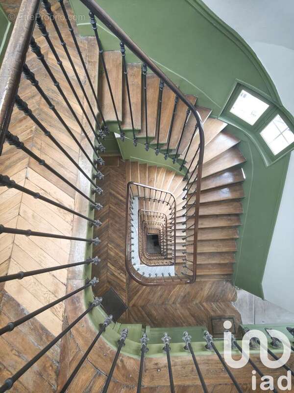 Photo 3 - Appartement à PARIS-18E