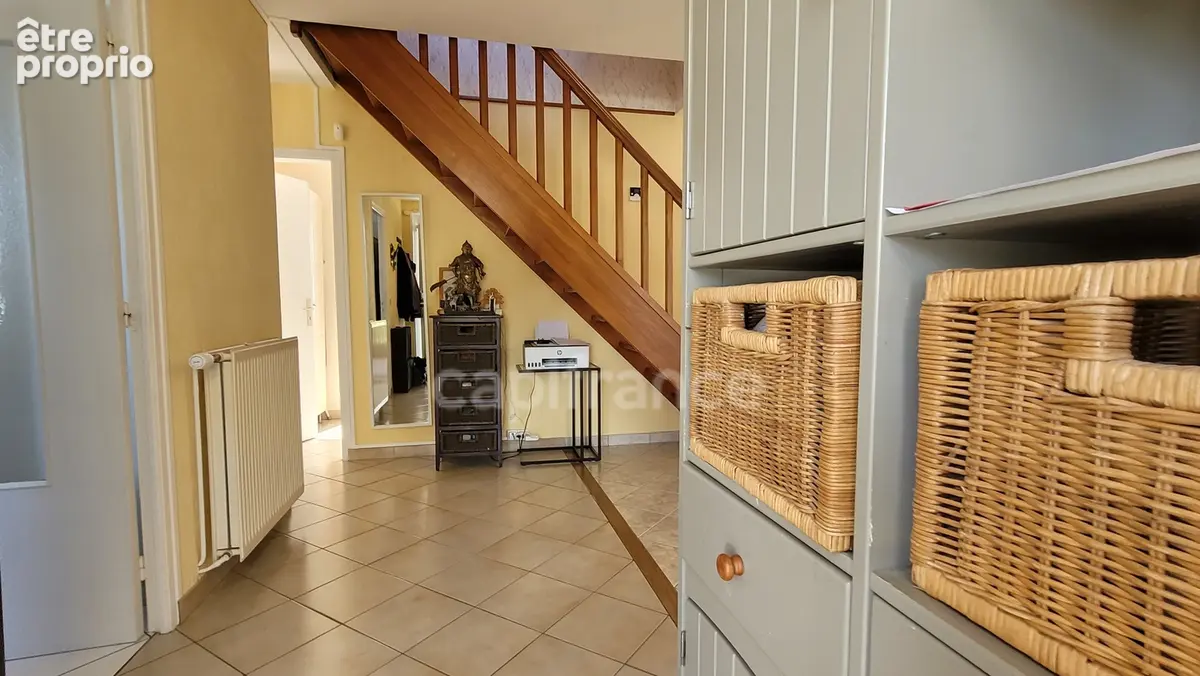 Maison individuelle à vendre 5 pièces SAINT EVARZEC (29) de 115 m2 avec 4 chambres - photo 5
