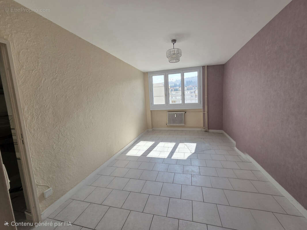 Appartement à SAINT-ETIENNE