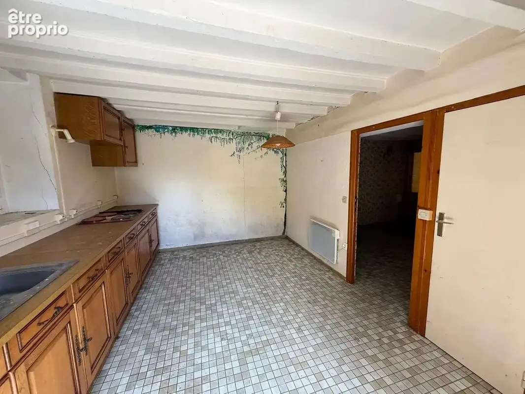 EXCLU! Maison à rénover sur 910 m² de terrain - photo 4