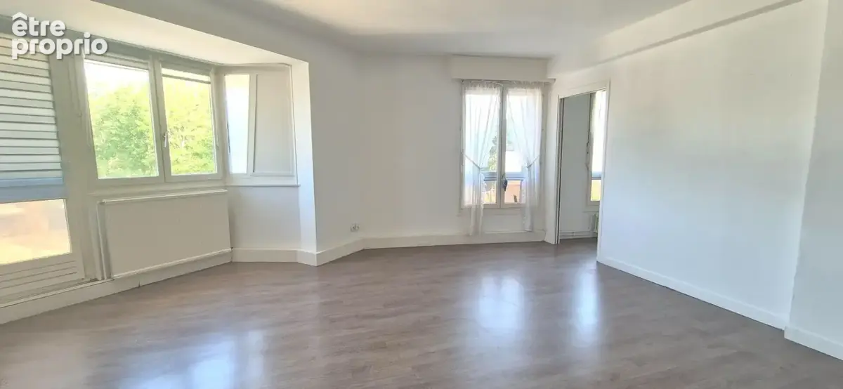 Appartement à BRUAY-LA-BUISSIERE