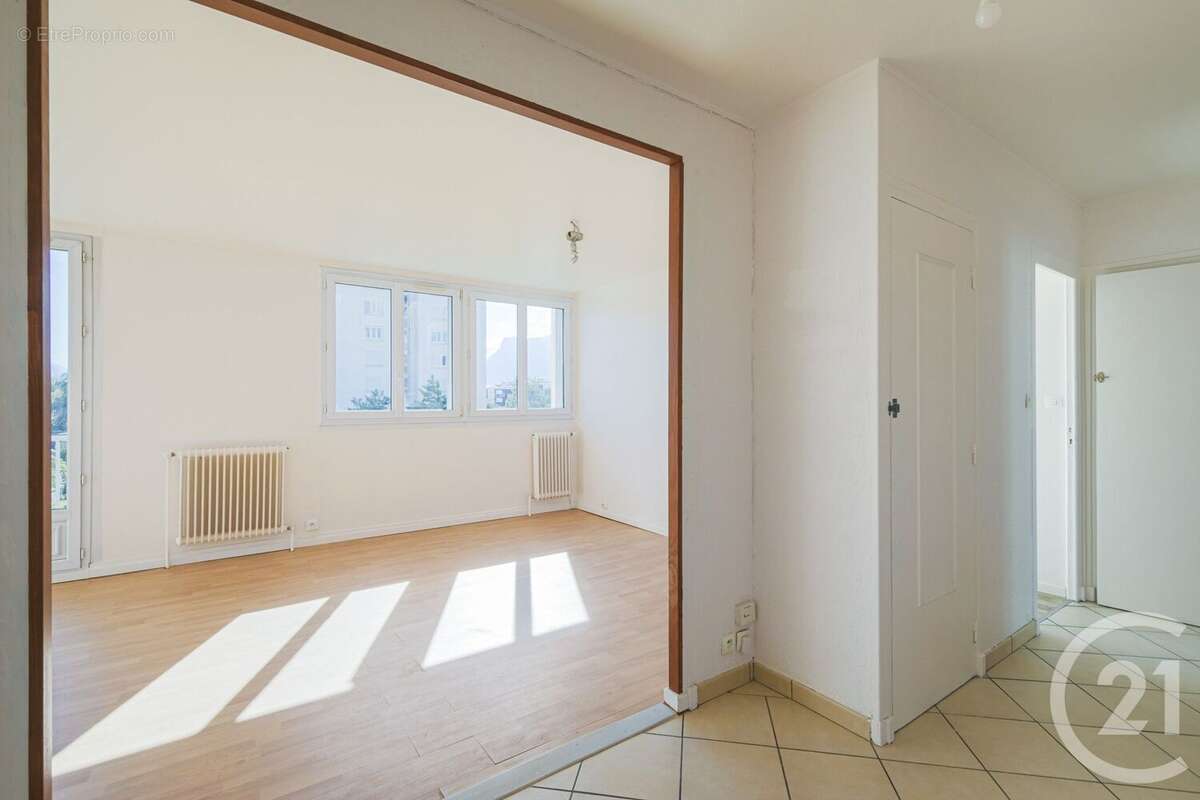 Appartement à ECHIROLLES