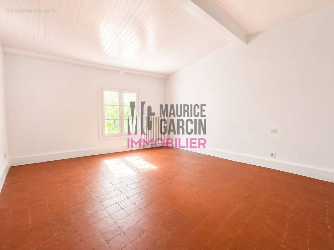 VENTE ACHAT IMMOBILIER MAISON DE VILLE VILLAGE CAVAILLON LUBERON 2 CHAMBRES PIERRES MAURICE GARCIN FLORENE TOLEDO - Maison à CAVAILLON
