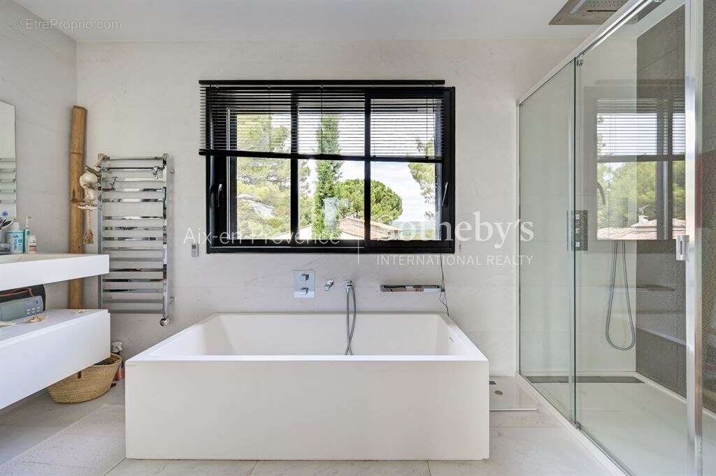 Maison à AIX-EN-PROVENCE