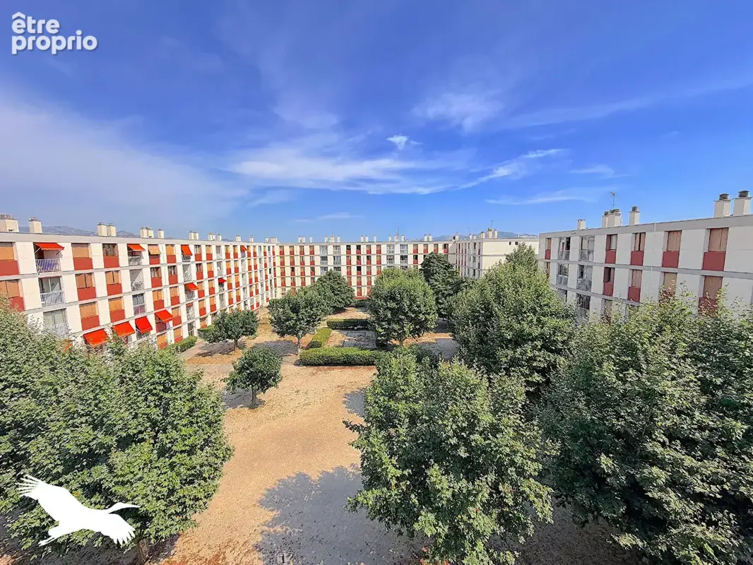 A VENDRE - Marseille 13013, Château Gombert / St Mitre - Appartement 4 pièces de 82m² avec terrasse et cave - Dernier étage - photo 6