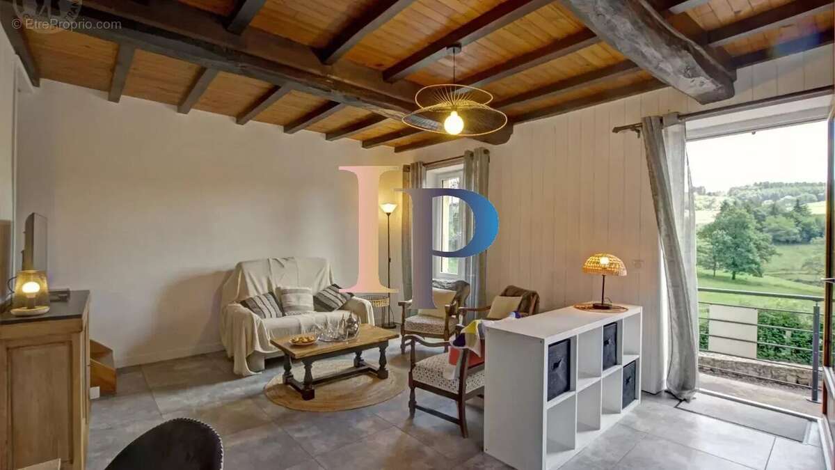 Maison à CHAUFFAILLES