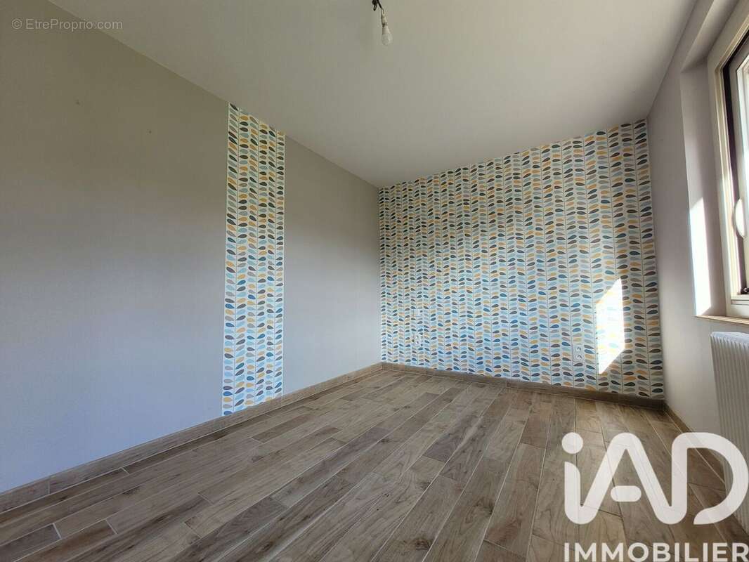 Maison 182 m² à Mons-Boubert  - photo 7