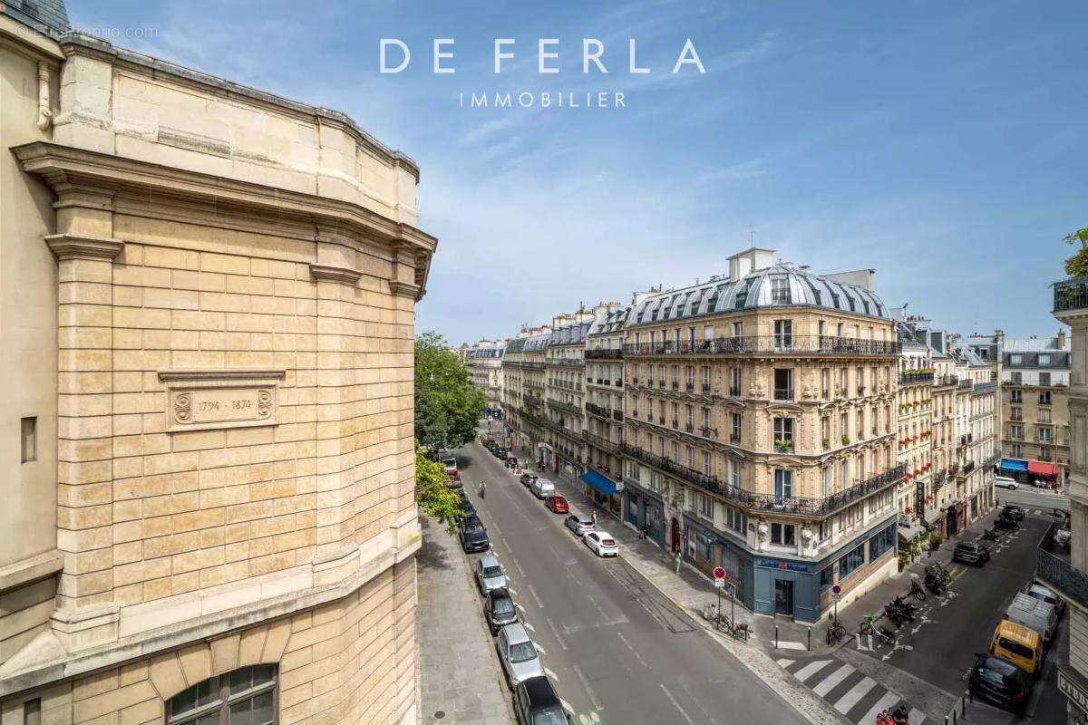 Appartement à PARIS-5E