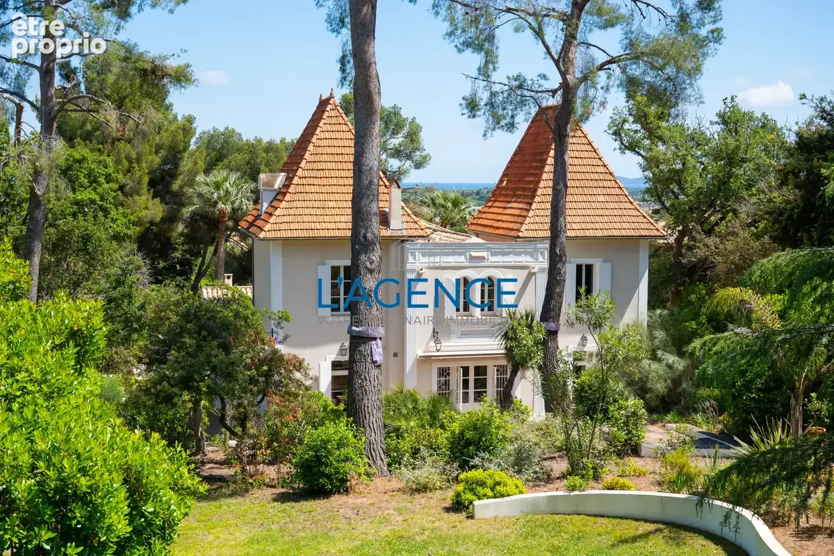 Maison à HYERES