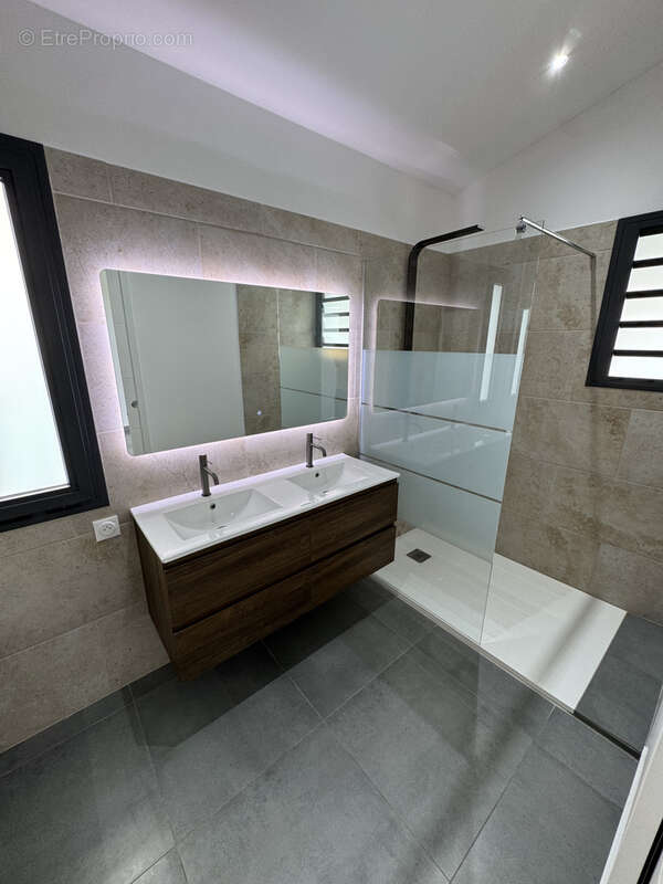 Maison à SAINT-PAUL