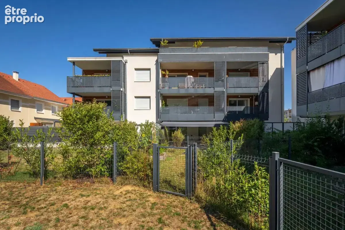 Appartement T2 de 43 m² garage et parking - photo 14