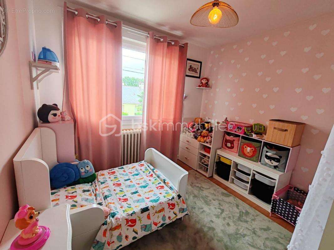 Maison à BONCHAMP-LES-LAVAL