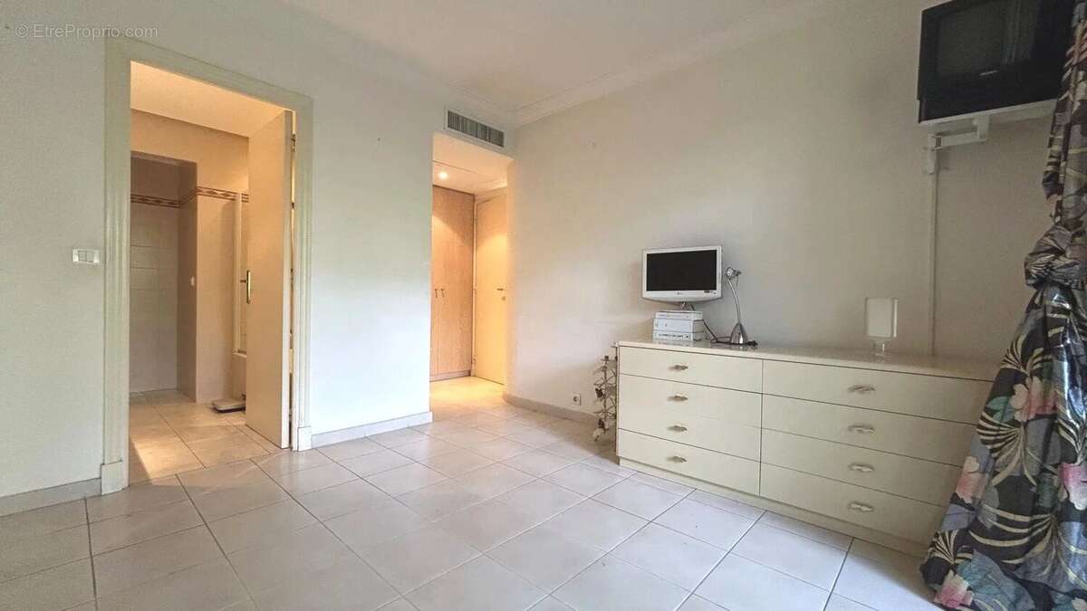 SOUS COMPROMIS - Appartement 3 pièces 80 m² – Résidence prisée avec parc paysager, piscine et terrasse - photo 26