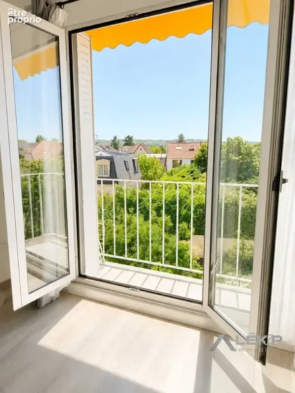 Appartement 3 pièces 63 m² à vendre à Rueil-Malmaison (92500) - photo 2