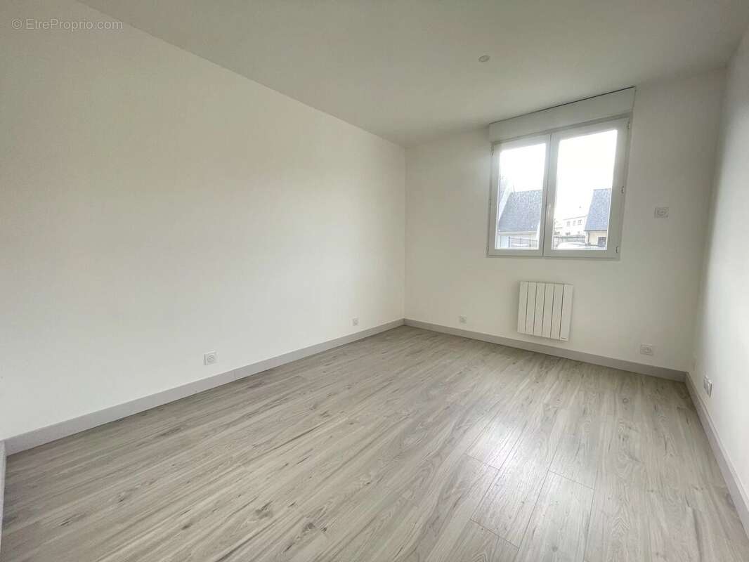 Maison à LA VICOMTE-SUR-RANCE