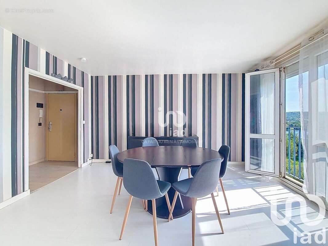 Photo 8 - Appartement à MANTES-LA-JOLIE