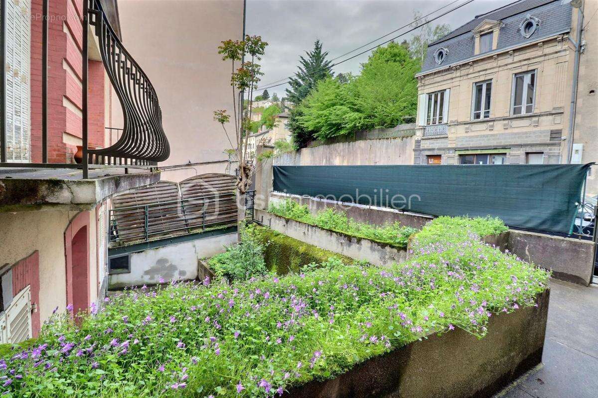 maison  de ville 165m² 63300 Thiers - photo 3