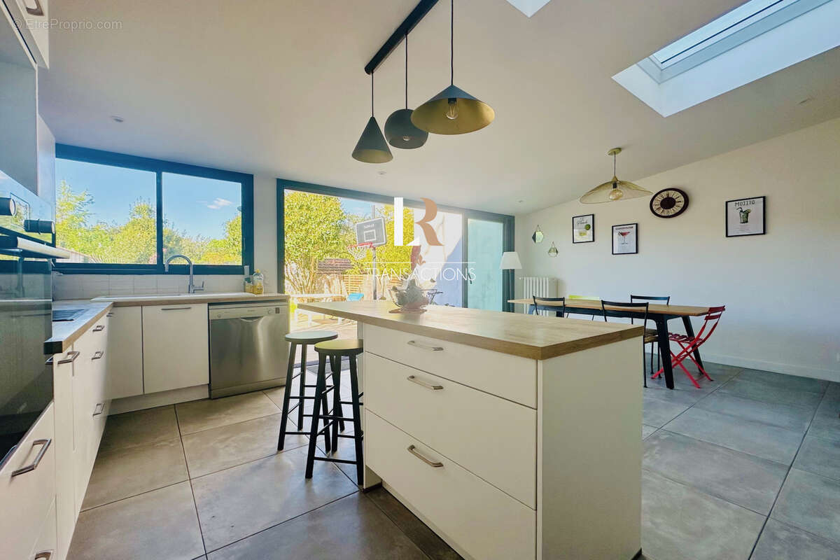 Maison à LA ROCHELLE