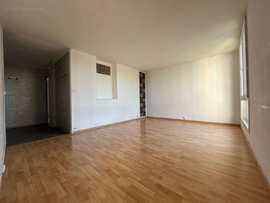 Appartement à BOIS-D'ARCY